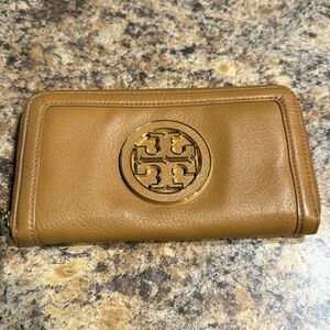 Tory Burch Leather Wallet
